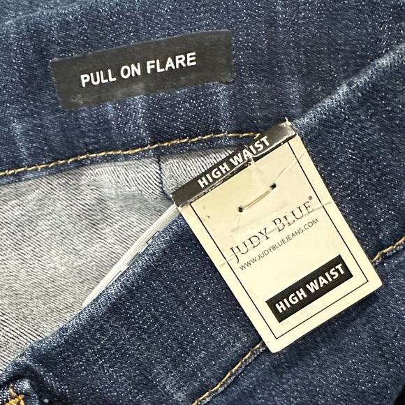 Judy Blue Dark Flare Jeans - Picture 4 of 4